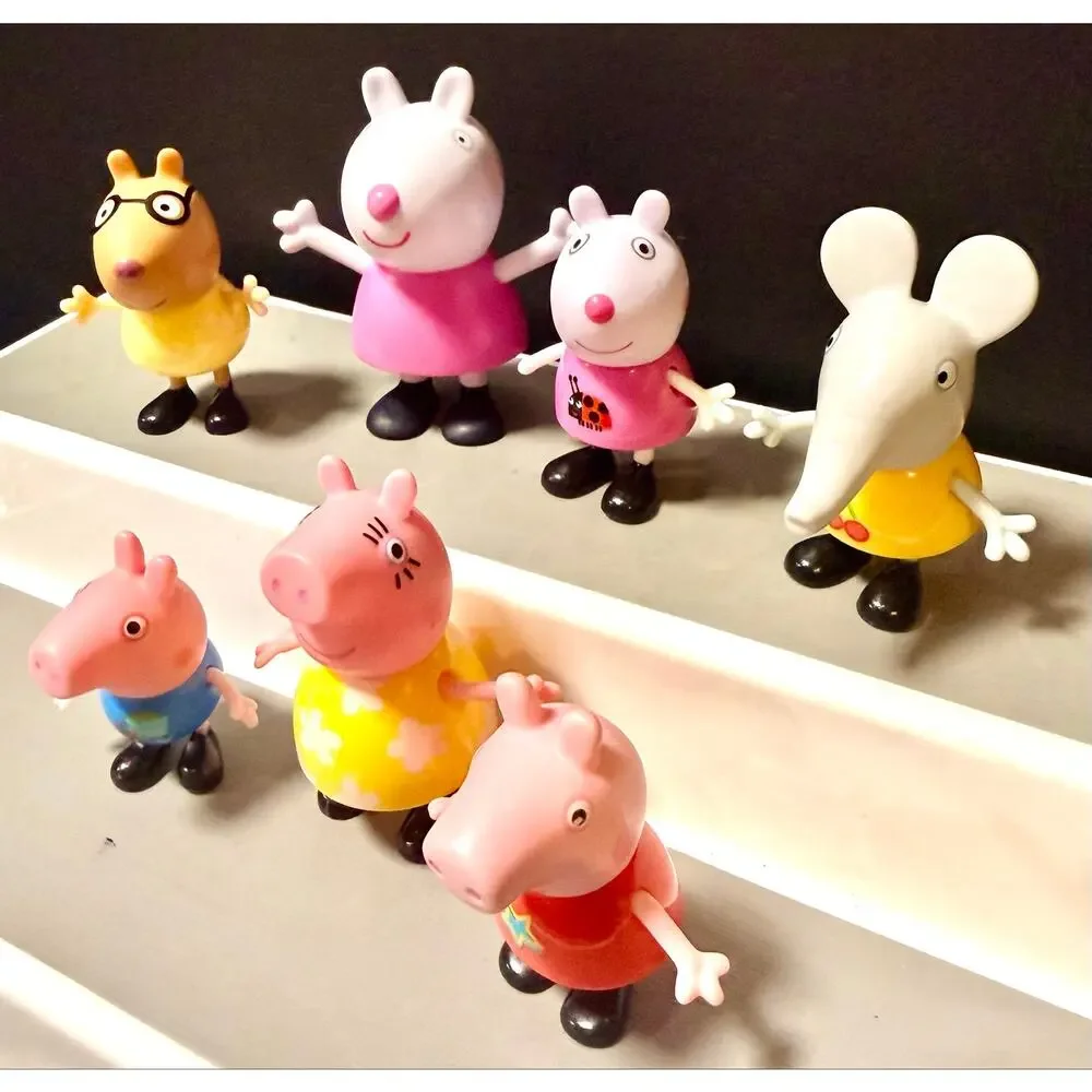 Peppa Pig family members & classroom friends by Jazwares